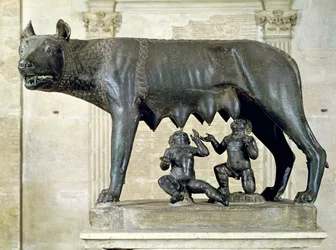 A capitoliumi anyafarkas Romulus és Remus alakjaival, Antonio Pollaiuolo (1433-98) műve, kb. 1484-96 (bronz)